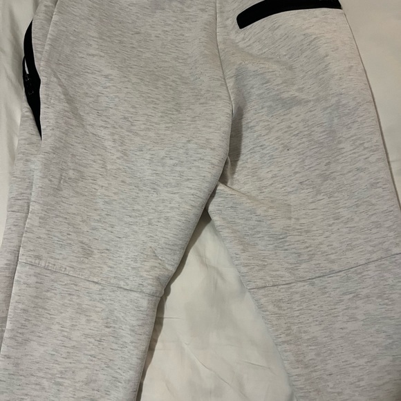 american eagle joggers - Picture 2 of 2
